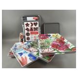 Plastic Serving Trays & Bakeware