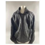 Liz Claiborne Menï¿½s Lambskin Leather Jacket