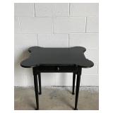 Vtg Black Accent Table w/Scalloped Shaped Top