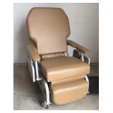Lumex Bariatric Clinical Care Recliner