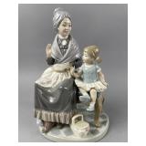 Vintage Lladro 'A Visit with Granny' Figurine