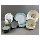 Vtg Decorative Plates