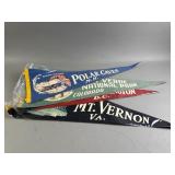 4 Vintage City Pennant Flags