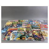 Vtg Marvel, DC, Richie Rich, & More Comics Lot