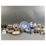 Vtg Assortment of Decorative Dishes