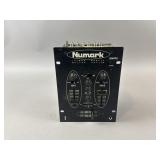 Numark  Model DM905 PreAmp Audio Mixer