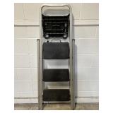 Gorilla 3 Step Indoor Ladder