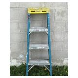 Werner 4ft Fiberglass Step Ladder