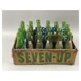 Vtg Lot of 7 Up Bottles & Cardboard Carrying Case