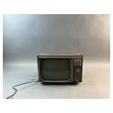 Zenith T261-3 Black & White TV