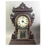 Antq Wooden Mantel Clock