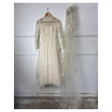 Vintage Womenï¿½s Wedding Dress & Vail