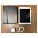 Unlocked 6th Gen IPad in Silver w/ Charger & Case