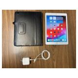 Unlocked 6th Gen IPad in Silver w/ Charger & Case