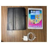 Unlocked 6th Gen IPad in Silver w/ Charger & Case