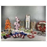 Holiday Signs and Decorations