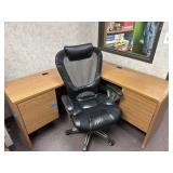 Office Chair & Desk