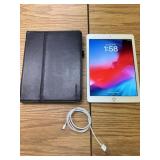 Unlocked 6th Gen iPad in Silver w/ Charger & Case