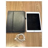 Unlocked 6th Gen iPad Rose Gold w/ Charger & Case