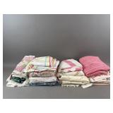 Vtg Linens - Towels, Tablecloths, Napkins & More
