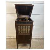 Edison S-19 Diamond Disc Phonograph