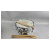 Remo Snare Drum in Case with Drum Sticks