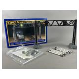 KLine Electric Trains ï¿½93 Track Signal Bridge