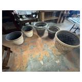 PLASTIC POTS