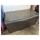 SUNCAST YARD STORAGE BOX