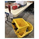 RUBBERMAID MOP BUCKET - FIRE EXTINGUISHER