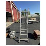 ALUMINUM 6' STEP LADDER