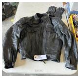 FIRST GEAR ARMORED LEATHER JACKET - GLOVES