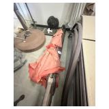 9' PATIO UMBRELLA W/STAND