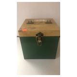 Metal 45 record holder / carry case with lots of