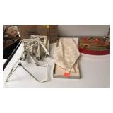 Misc lot.  12 easels. Vintage wide tie. Metal