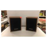 2 Technics Speakers