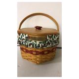 Longaberger basket.  1997. Christmas Collection.