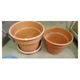 2 Plastic Planters