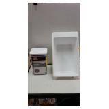 2 ct. - Food Container (Cracked) & Storage Tray