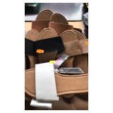 4 pair sandals.  Size XL, 10/11