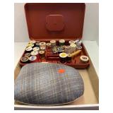 Sewing kit and pressing form