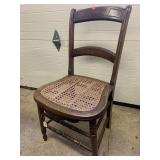 Vntg Chair Woven Seat