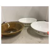 3 serving bowls. 2 are Corelle.