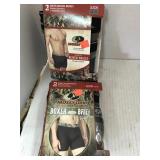 2 pkgs Mossy Oak  Men