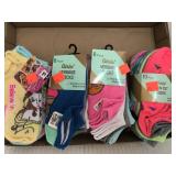 4 pkgs. Girls socks. 27 pairs total.