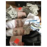 Lot of 5 pkgs Ladies Sport Socks. 6 or / pkg.