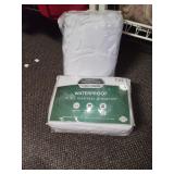 2 Twin XL Mattress Protectors