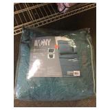 VCNY Home Bed in a Bag
King size 
1 comforter,