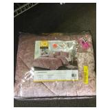 Intelligent Design Comforter Set
Twin/clean
1