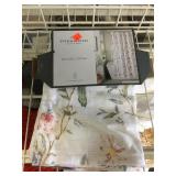 Threshold Shower Curtain
72x72in
Floral Bird